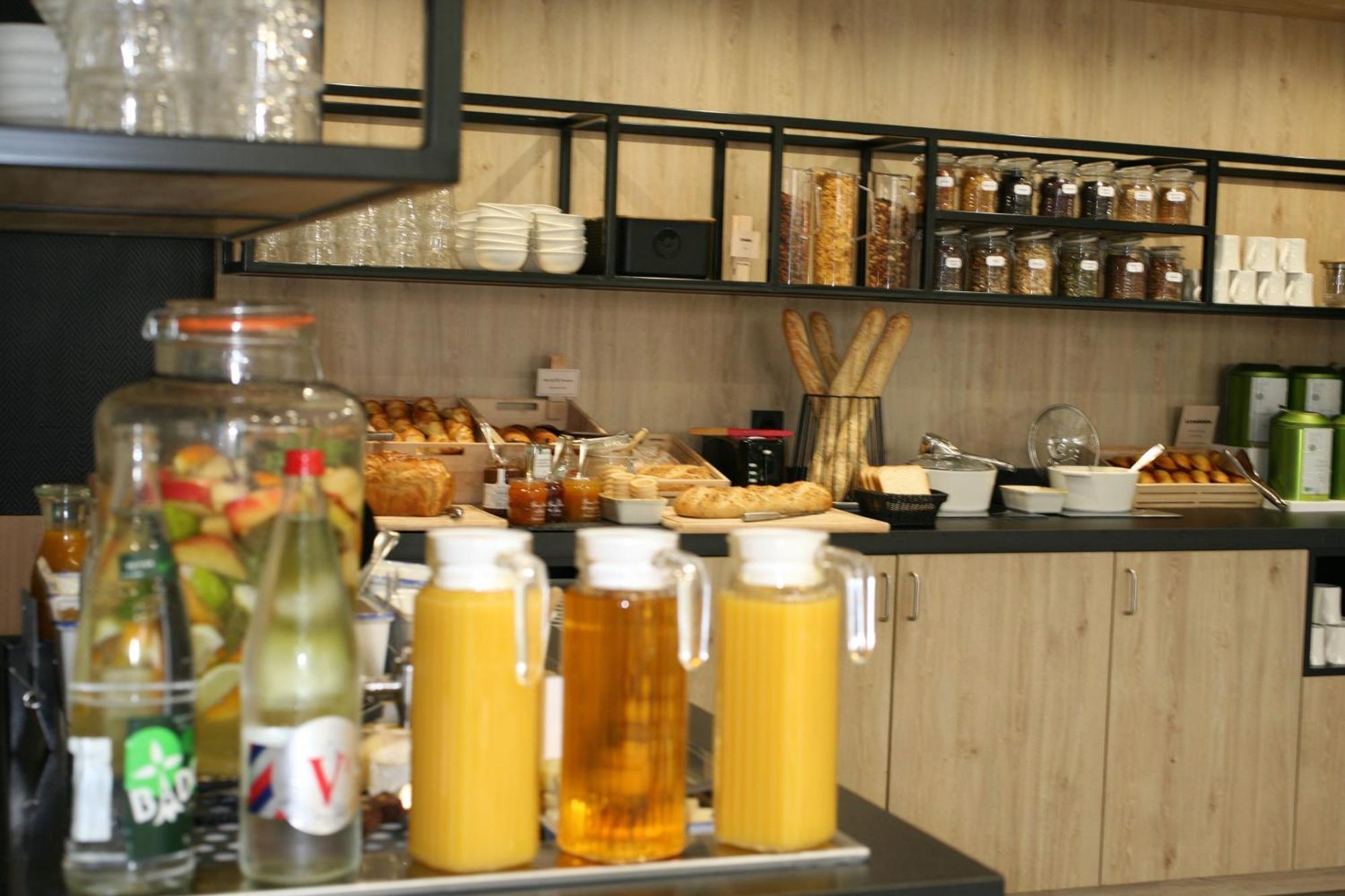宜必思圣罗侠酒店 圣洛 外观 照片